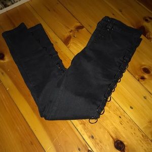 Disturbia Joan ring jeans